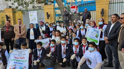 محافظ أسيوط يُكرم عميد كلية التربية النوعية