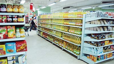 الفيومي: قرارات الحكومة ستحدث انتعاشة كبيرة في المعروض من هذه السلع بالأسواق