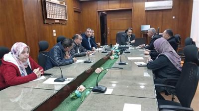 وكيل تعليم الغربية يعقد اجتماعاً بمديري الإدارات التعليمية