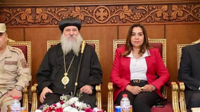 محافظ دمياط تزور كنيسة العذراء مريم لتقديم التهنئة بعيد الميلاد المجيد 