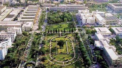 رئيس جامعة المنصورة يتابع معدلات سير العمل بالمنشآت الجديدة بقطاع التعليم