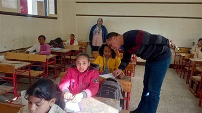 وكيل تعليم قنا يتابع امتحانات الفصل الدراسي الأول 