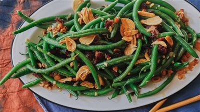 مفيدة لصحة القلب.. طريقة عمل سلطة الفاصوليا الخضراء بالثوم