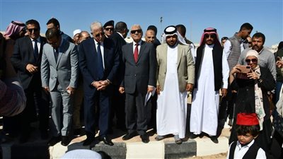 محافظ جنوب سيناء يشهد عروضًا فنية ورياضية وطنية لطلاب مدارس إدارة طور سيناء التعليمية 
