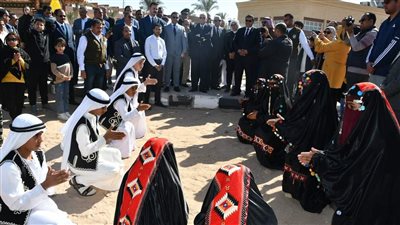 محافظ جنوب سيناء يشهد عروضًا فنية ورياضية وطنية لطلاب مدارس إدارة طور سيناء التعليمية 