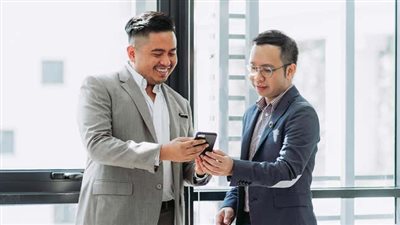 كيفية استخدام خدمة الترجمة من Google كمترجم فوري
