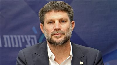 مسؤول إسرائيلي يخالف سياسات نتنياهو ويطالب بحل إنساني لغزة