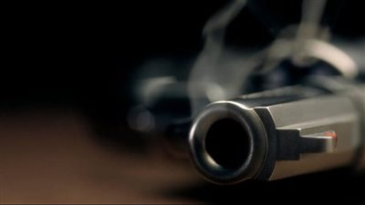 قاتل شقيقه وصديقه ينهي حياته بنفس السلاح داخل مطعم بأكتوبر 