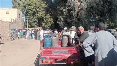 أزمة إسطوانات البوتاجاز تضرب قنا.. والسعر يصل 130 جنيهًا 