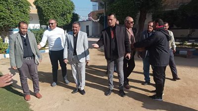 وكيل تعليم قنا يتابع سير امتحانات الترم الأول بمدارس نجع حمادي