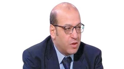 خروج «الدولارات المجمدة» يربك سوق الصرف