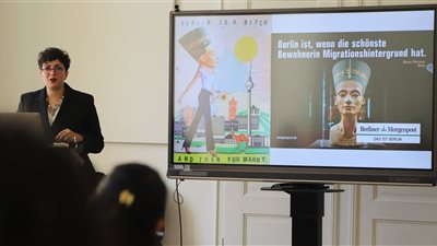 مونيكا حنا تُحاضر فى برلين حول حق مصر باستعادة رأس الملكة نفرتيتي 