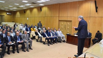 التموين تضع ضوابط تنفيذ قرار السلع الاستيراتيجية السبعة