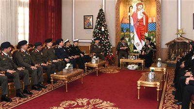 وزير الدفاع  يهنئ البابا تواضروس الثانى بمناسبة عيد الميلاد المجيد