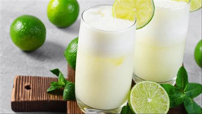 طريقة تحضير عصير الليمون.. يهديء الأعصاب ويقي من نزلات البرد