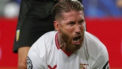 أسطورة ريال مدريد يفسخ تعاقده مع أشبيلية 