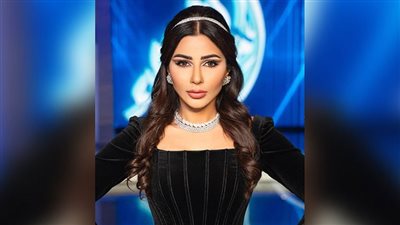  مهيرة عبدالعزيز تطل بفستان ناعم عكس قوامها الممشوق