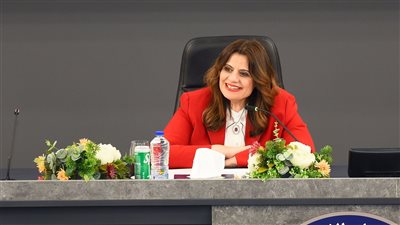 كيف تعاملت وزارة الهجرة مع الأزمة السودانية.. سها جندي تجيب
