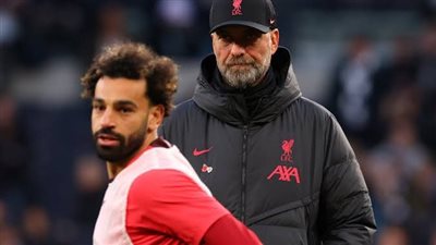 كلوب يكشف خطة ليفربول لتعويض غياب محمد صلاح