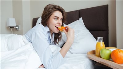 تجنبًا لأمراض قاتلة.. هؤلاء الأشخاص ممنوعون من تناول الفواكه الحمضية|أطباء يحذرون