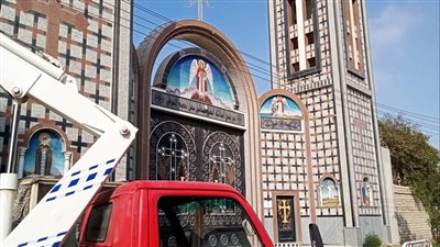 تكثيف حملات النظافة والتجميل بمحيط كنائس سوهاج 