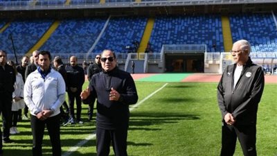 السيسي يستمع لشرح وزير الرياضة حول المدينة الأولمبية بالعاصمة الإدارية
