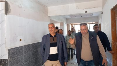 وكيل شباب ورياضة القليوبية يتابع تطوير المبنى الإدارى لمركز ميت راضى ببنها
