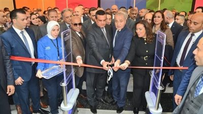 وزيرا التنمية المحلية والتموين يفتتحان فرع كارفور العروبة بدمنهور