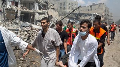 الدفاع المدني يستغيث.. آلاف المفقودين والنازحين بغزة جراء القصف المتواصل للاحتلال  