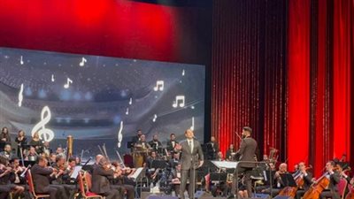 الأساتذة 3| مدحت صالح يُطرب جمهور الأوبرا بأغاني الزمن الجميل