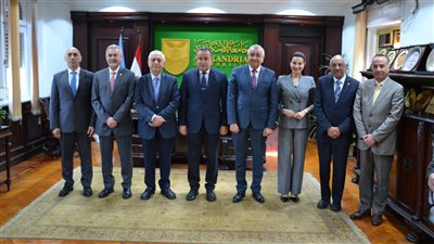 رئيس جامعة الإسكندرية يستقبل وفد جامعة بيروت العربية لبحث سبل التعاون