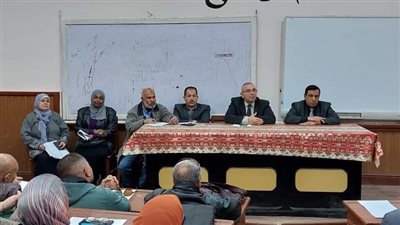 وكيل تعليم بنى سويف يتابع اجراءات عقد امتحان الفصل الدراسي الأول