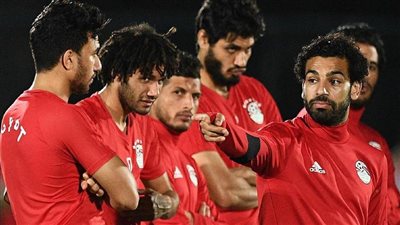 الأخطاء الدفاعية خطرًا حقيقيًا يُهدد حلم الفراعنة في أمم إفريقيا