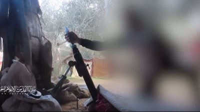 المقاومة تنشر مشاهد لحظة استهداف حشود إسرائيلية في خانيونس