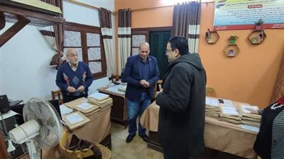 وكيل تعليم الغربية  يتابع عمليات توزيع أسئلة الامتحانات