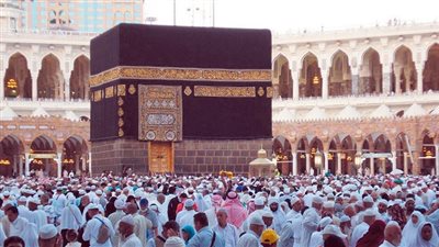 «غرفة السياحة» توضح حقيقة وقف تنظيم رحلات الحج والعمرة