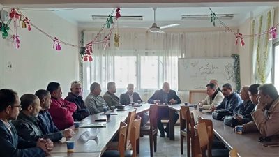 وكيل زراعة الغربية يجتمع بمسئولى حماية الأراضى للتصدى للتعديات 