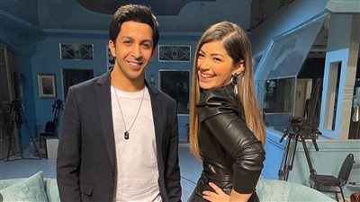 تعليق هشام جمال على حماه أحمد زاهر بعد خطوبته على ابنته ليلى (صور)