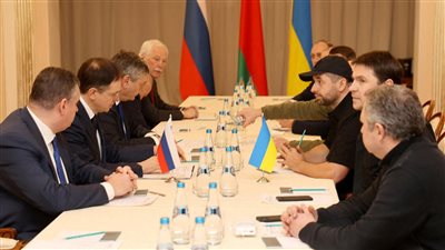 أول تعليق من روسيا على اجتماع أوكرانيا بالشرق الأوسط