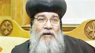 الأنبا مكاريوس يلقي العظة الروحية في اجتماع الأرثوذكس بالمنيا