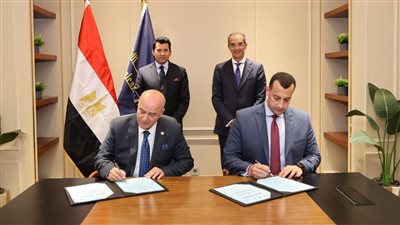  توقيع بروتوكول تعاون لتطوير البنية الأساسية لشبكات الاتصالات بنطاق أراضي ومنشآت الشباب والرياضة 