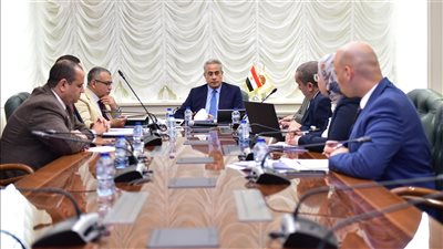  وزير العمل: نسعى لسرعة إصدار قانون متوازن يحقق الأمان الوظيفي ويُشجع الاستثمار 