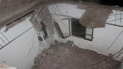 اإصابة 4 أشخاص في انهيار سقف شقة بمنطقة الطالبية