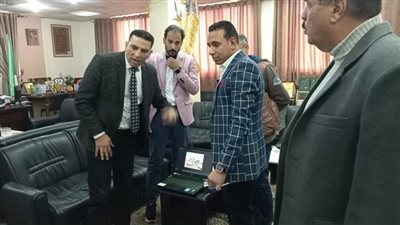 رياضة الشرقية تبحث سبل تطوير مركز التنمية الشبابية بالعاشر من رمضان 