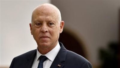 الرئيس التونسي يُقيل وزير الداخلية من منصبه