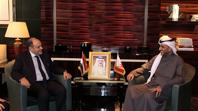 وزير التجارة والصناعة يعقد سلسلة لقاءات مكثفة مع المسؤولين وممثلي مجتمع الأعمال بالبحرين 