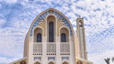 الأنبا برسوم يلقي العظة الروحية في اجتماع  بأيبارشية صنبو وديروط