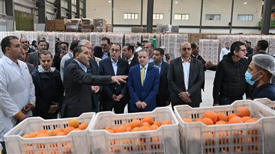 مدبولي يتفقد محطة شركة 