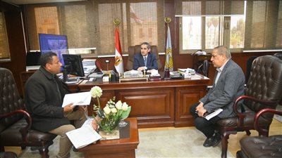 محافظ الغربية يبحث وضع آليات لإزالة كافة التعديات على نهر النيل 