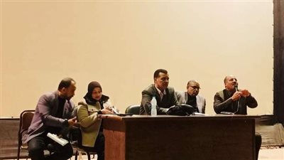52 ألف طالب وطالبة يؤدون امتحان الشهادة الإعدادية بقنا